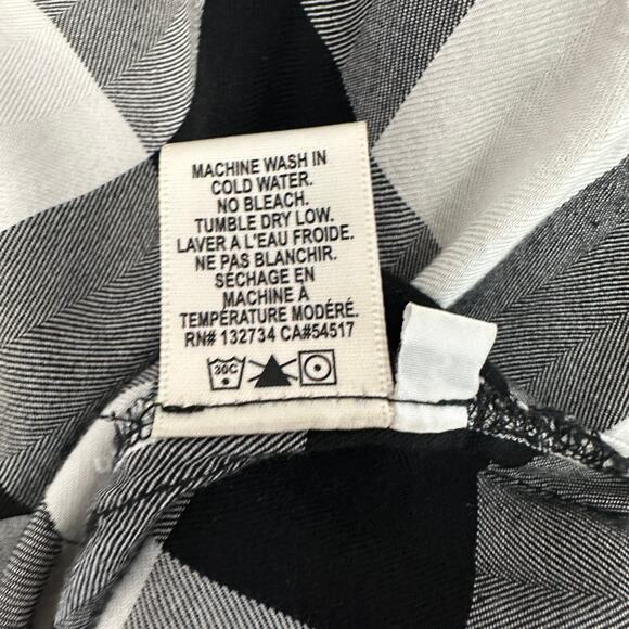 Cloth & Stone Shirt WMNS S Black White Checkered Off the Shoulder Long Sleeves - Picture 6 of 7